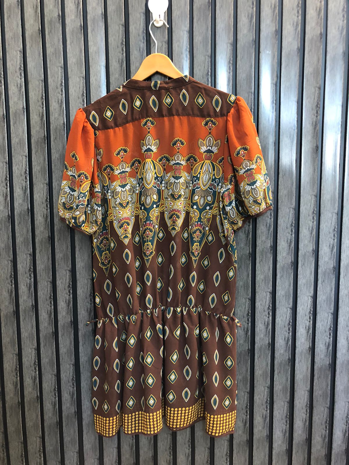 Chest 18  Lenght 34  Fabric chiffon Casual Women Long Top
