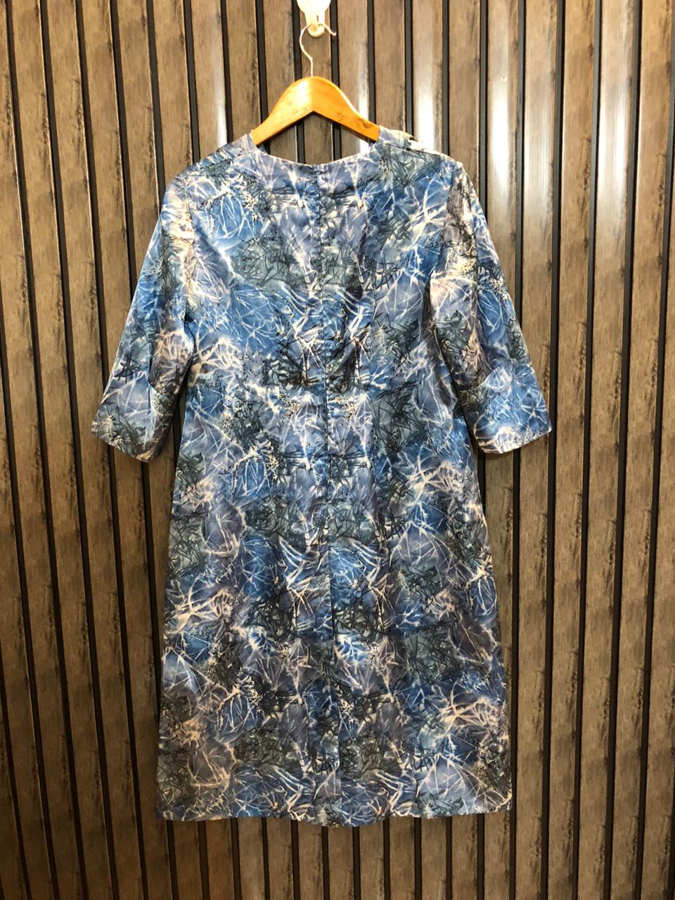 Chest 19  Length 40  Fabric Silk Women Long Top