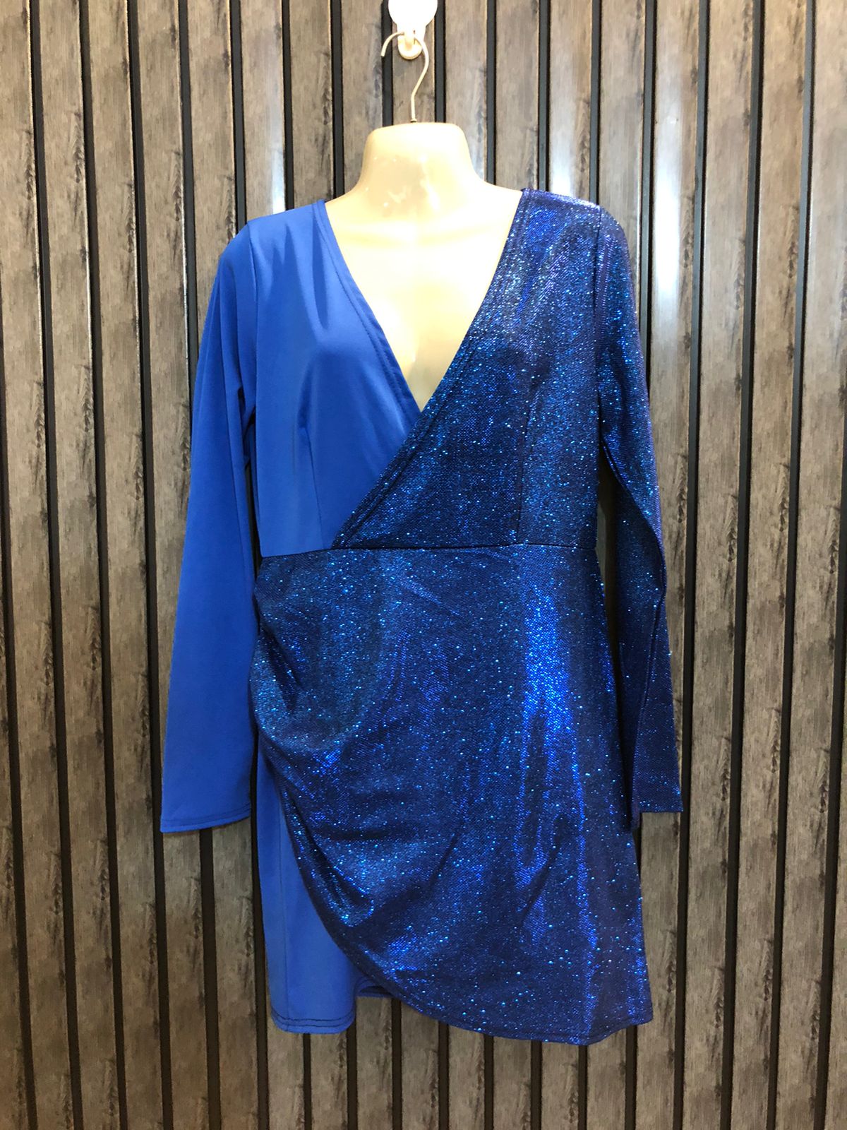 Chest 20  Length 32  Fabric Silk Jersey Party Wear Mini Dress