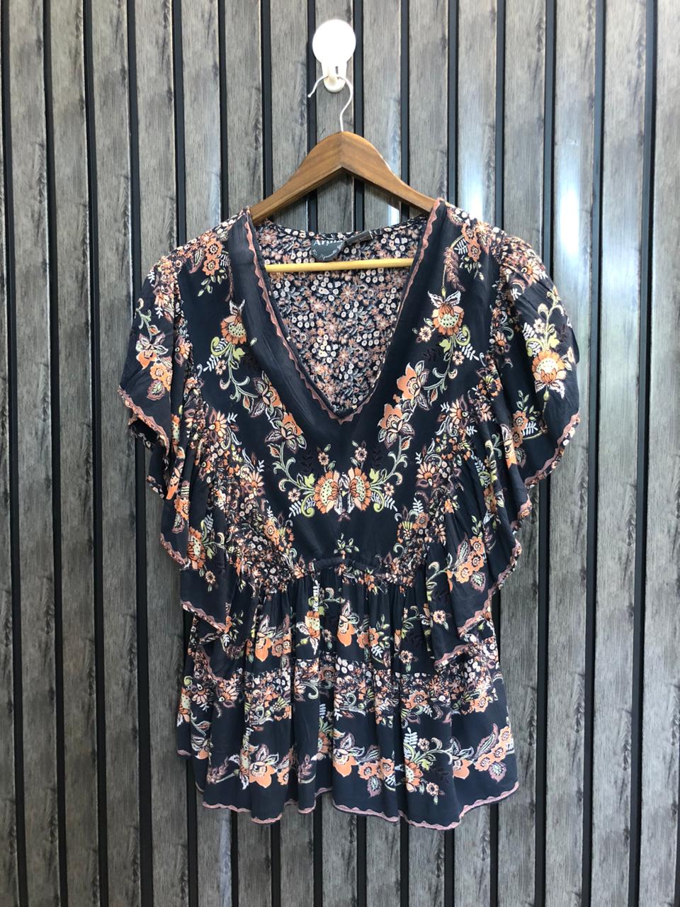 Chest 23  Length 25  Fabric cotton Elegant Ladies Top