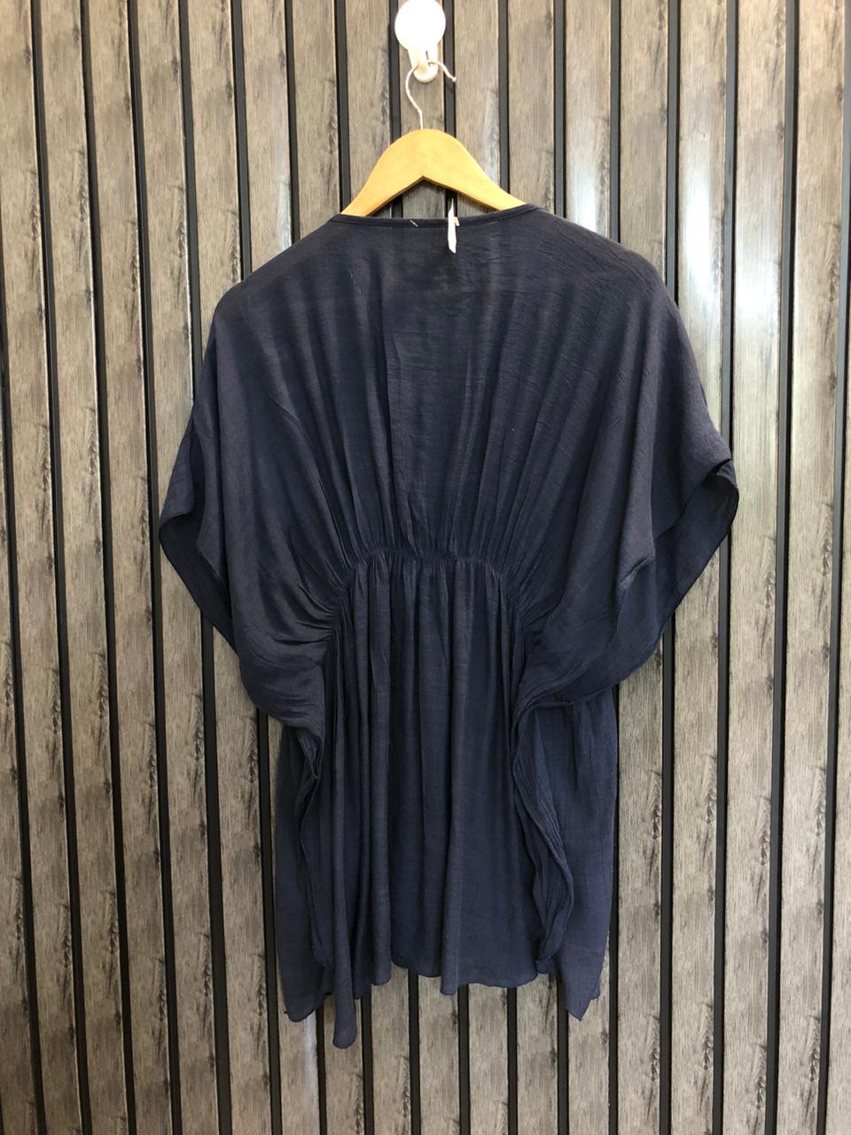 Chest midium  Length 28  Fabric cotton silk Classic Everyday Women’s Top