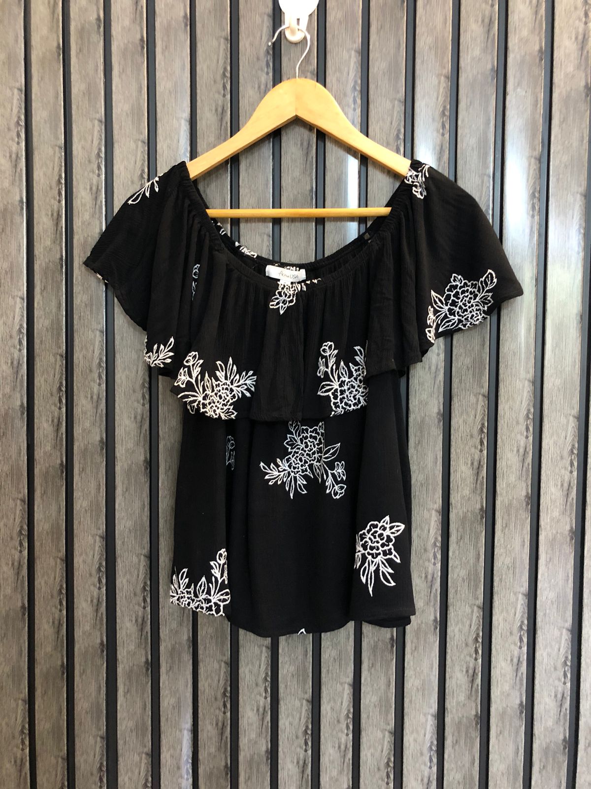 Chest 20  Length 19  Fabric cotton Women’s Half Sleeve Top