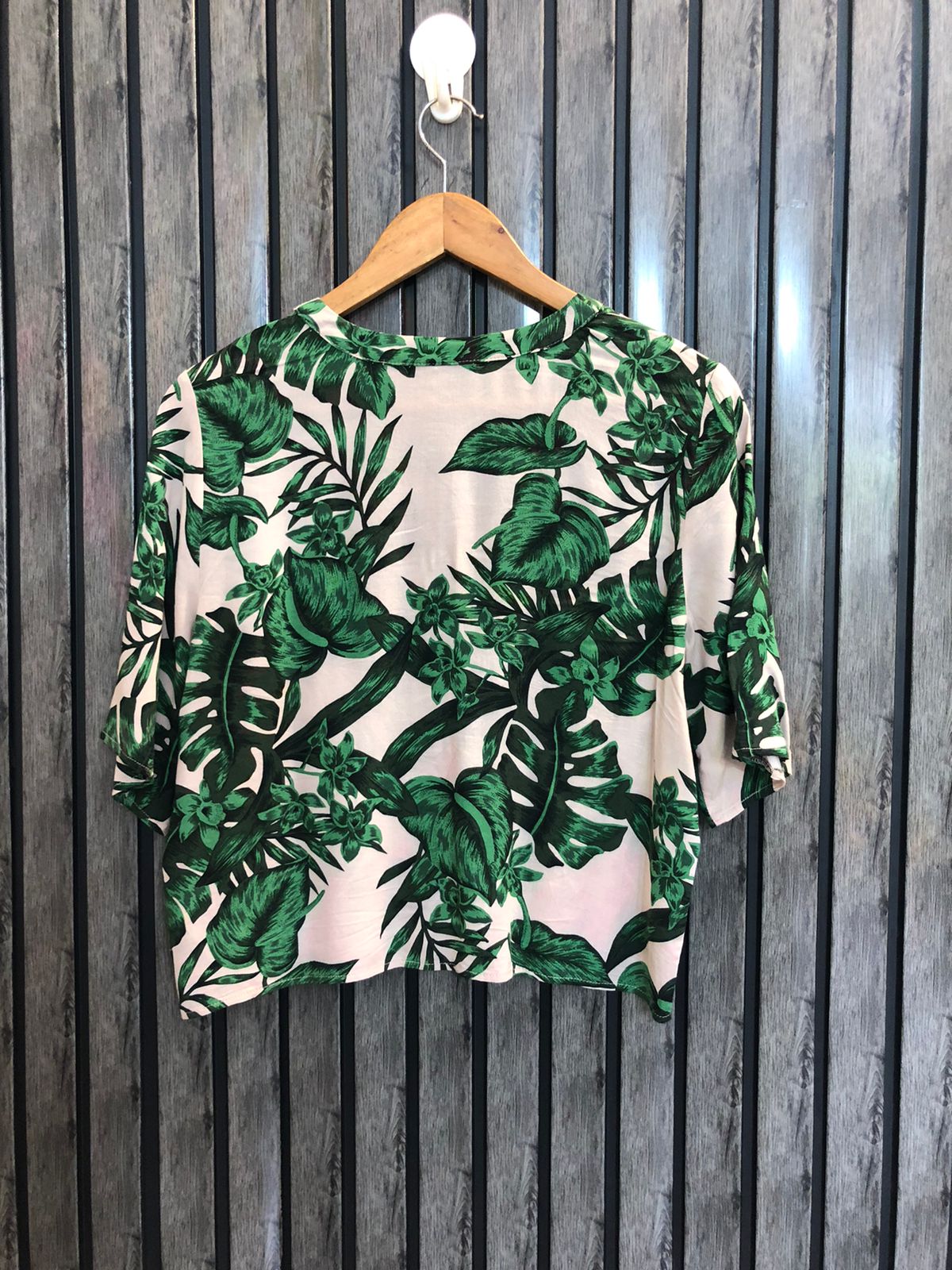 Chest 18  Length 19  Fabric linen Premium Casual Women’s Top