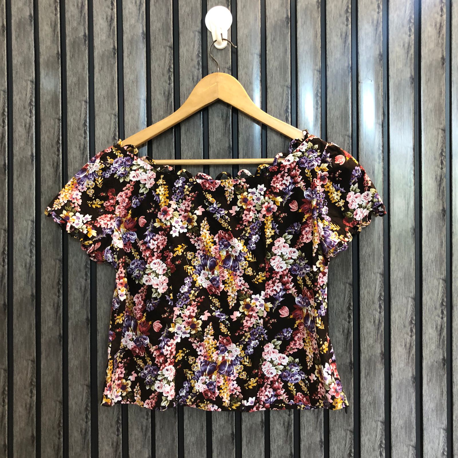 Chest 18  Length 18  Fabric cotton Premium Fashion Ladies Half Sleeve Top