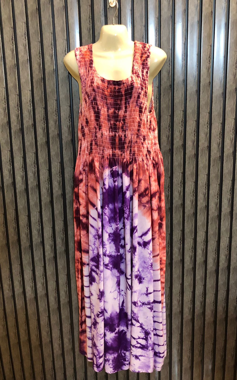 Chest 20  Lenght 54  Fabric linen Branded Maxi Dress
