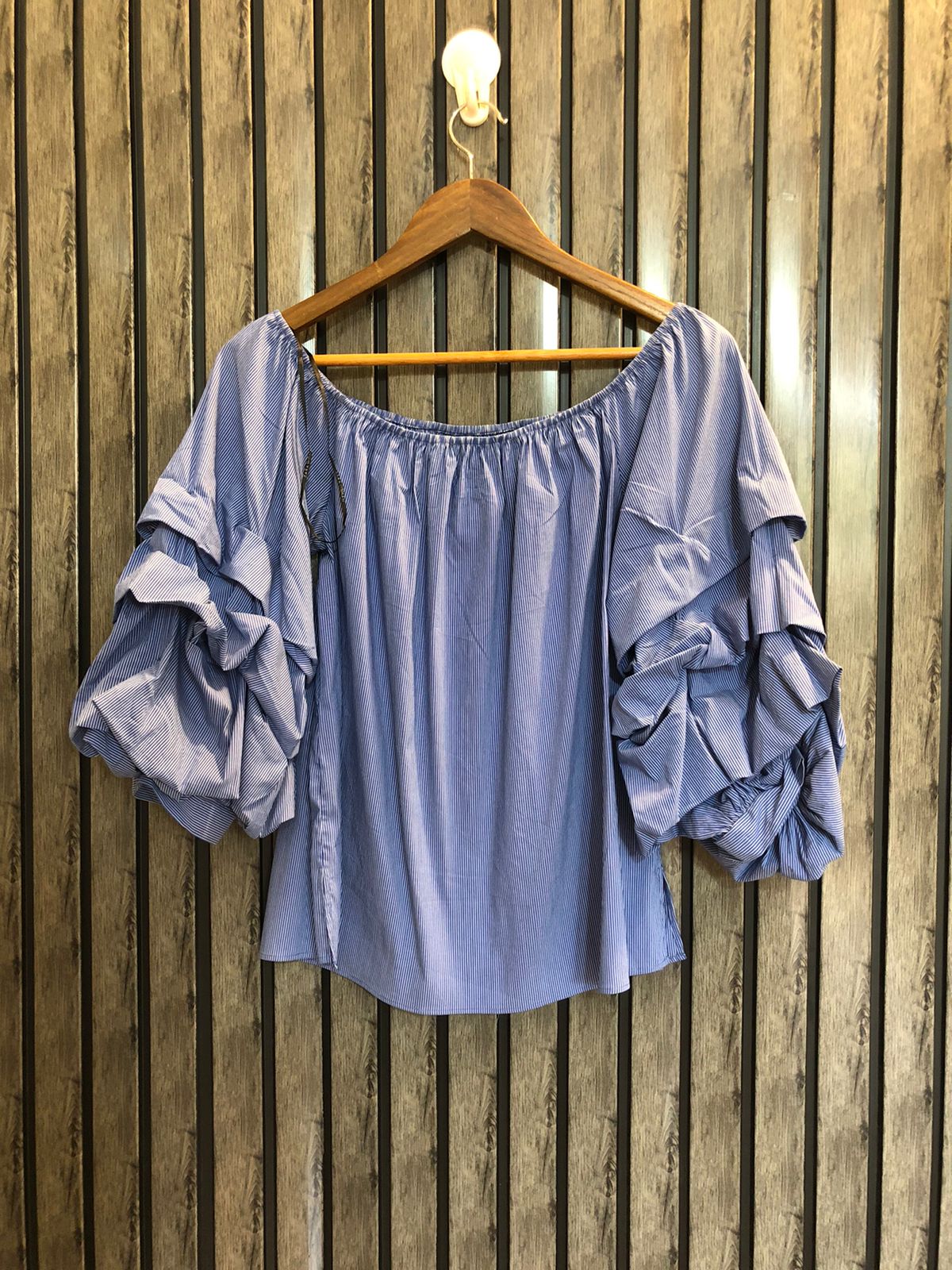 Chest 20  Length 18  Fabric Cotton Silk Branded Ladies Full Sleeves Top
