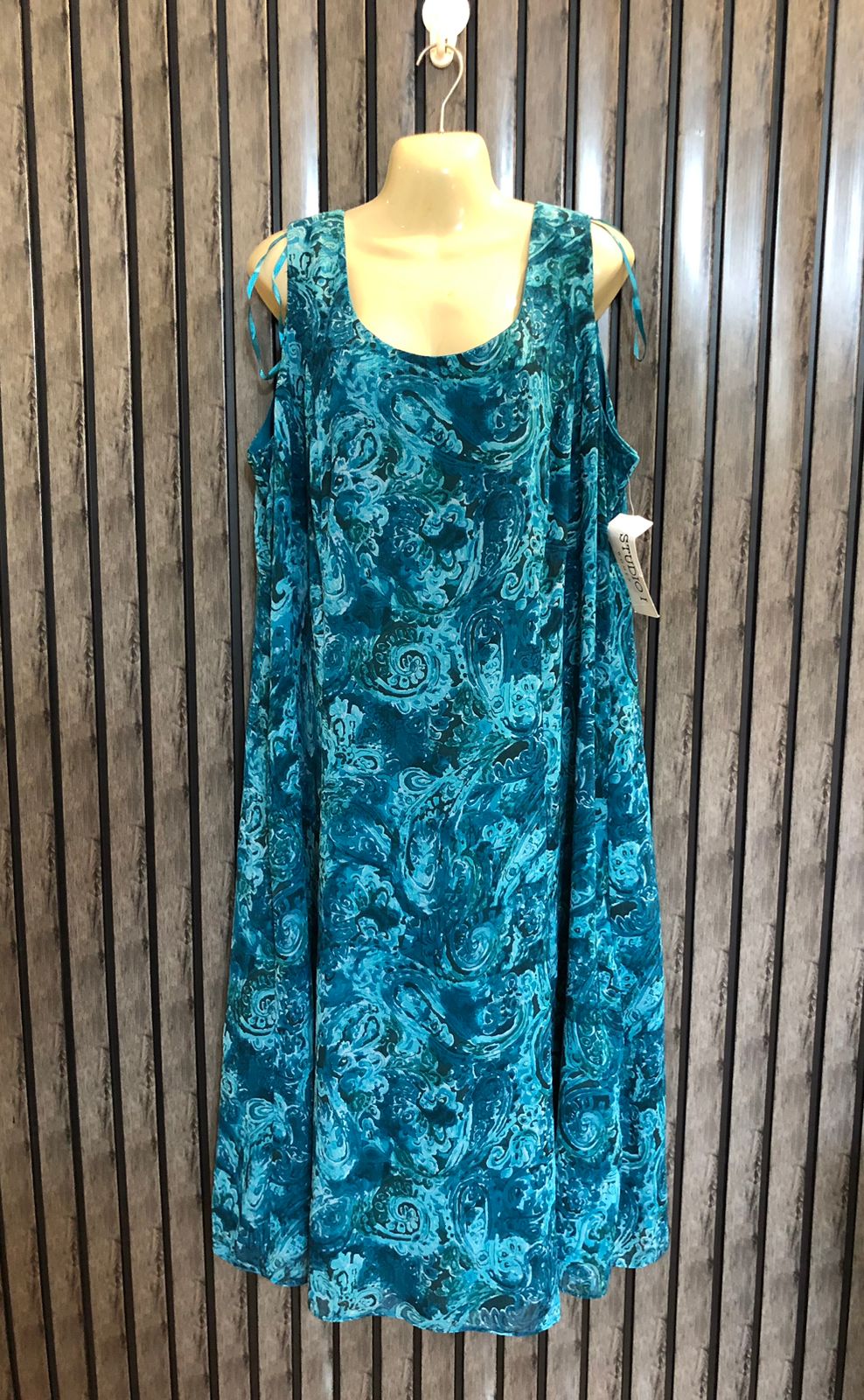 Chest 23  Length 46  Fabric Chiffon Stylish Full Length Women Maxi