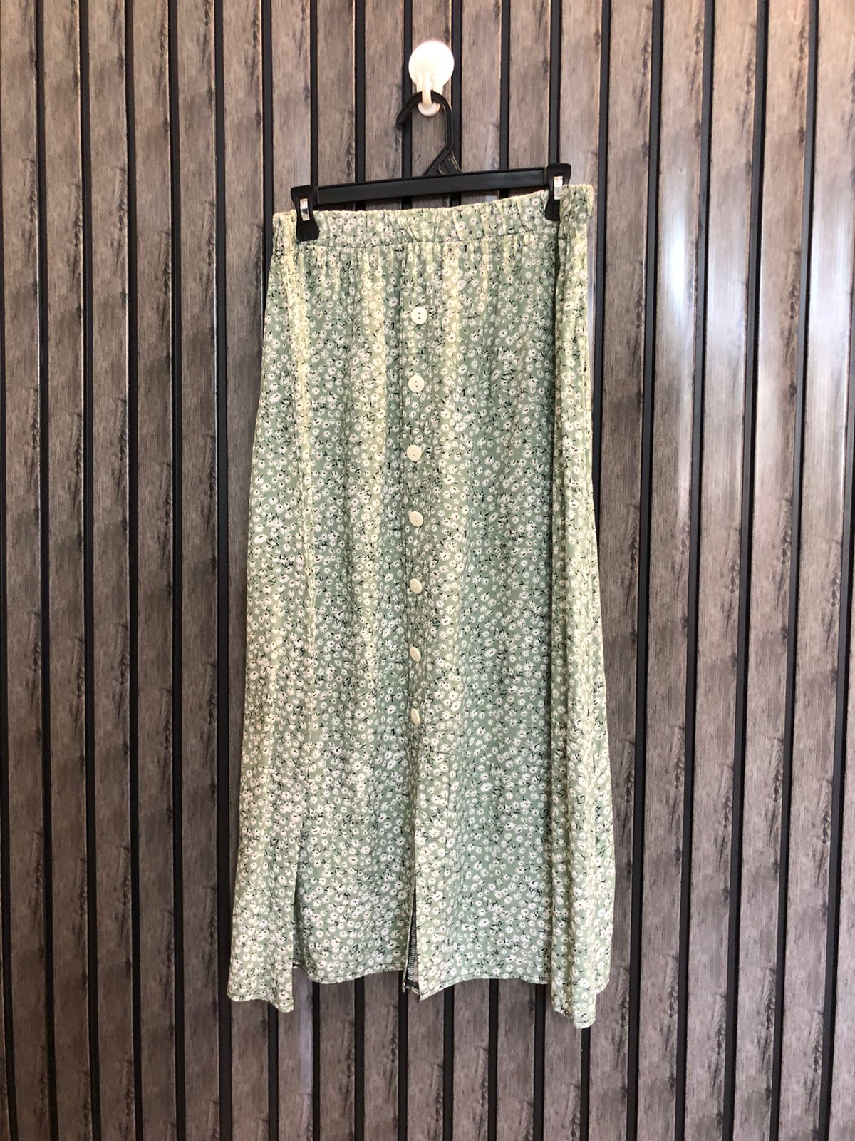 Waist 36 to 38  Lenght 32  Fabric linen Skirt Avenue