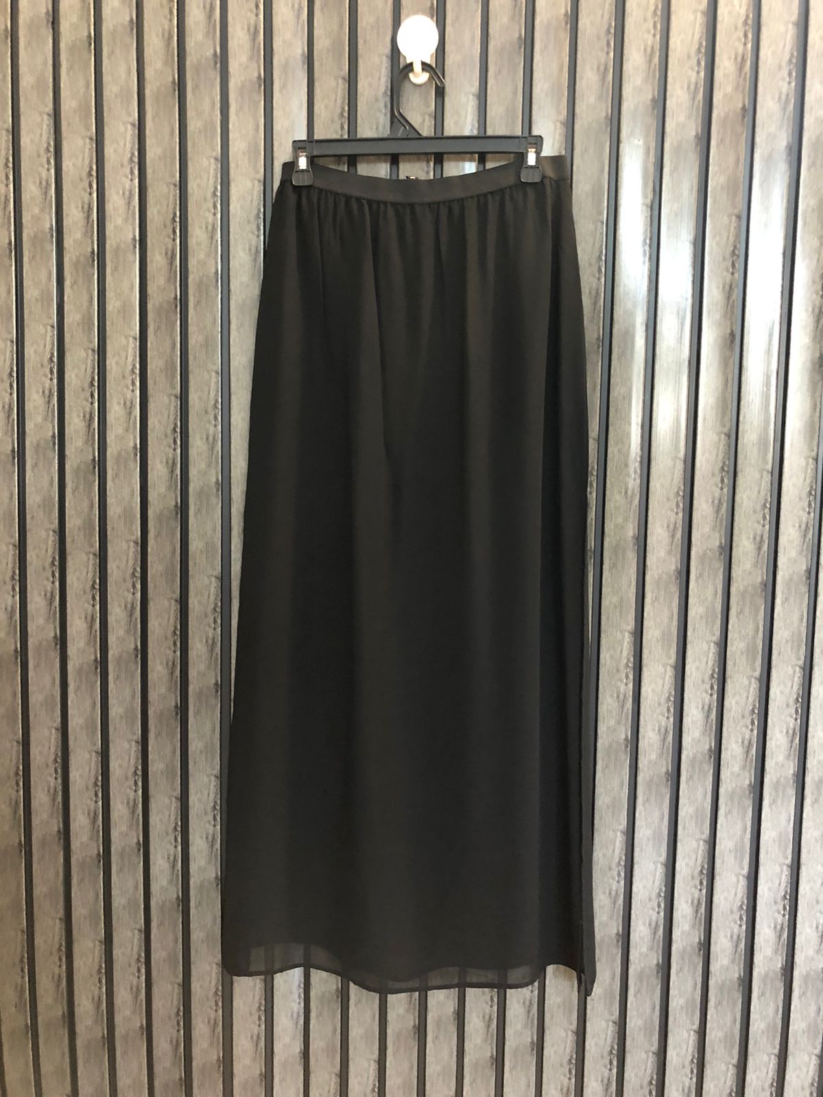 Waist 32 to 34  Lenght 39  Fabric chiffon Fashionista Skirts
