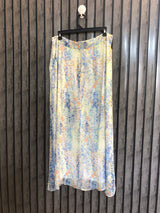 Waist 34  Lenght 37  Fabric chiffon Urban Vogue Skirts