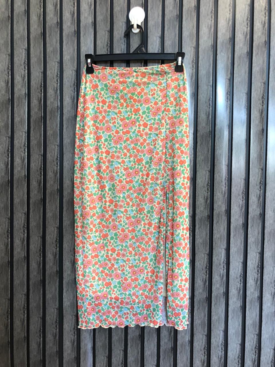 Waist 28 to 30  Lenght 32  Fabric net Classic & Modern Skirts