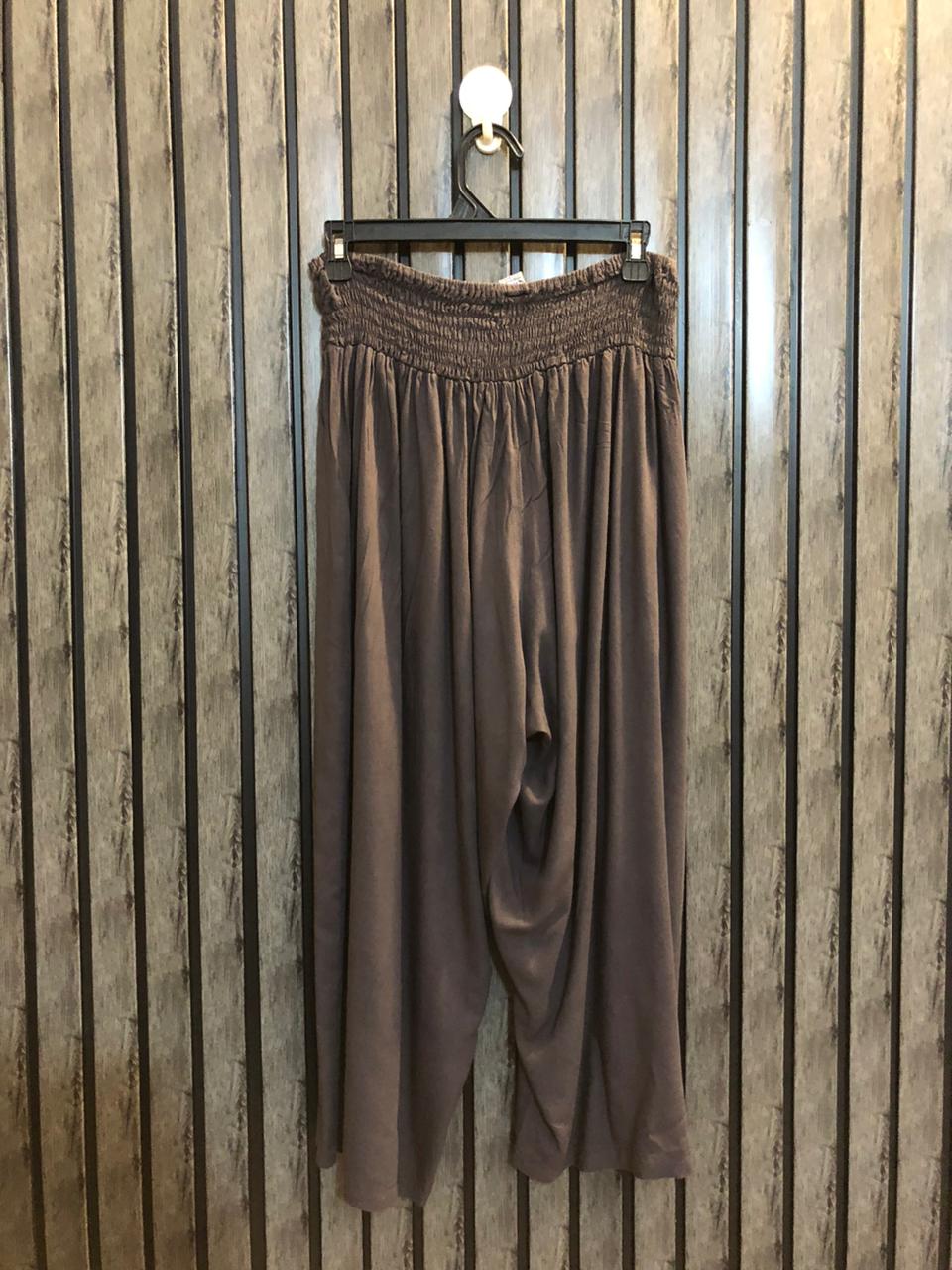 Chest 34  Lenght 32  Fabric linen Fashionable Branded Trousers for Women