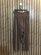 Chest 34  Lenght 32  Fabric linen Fashionable Branded Trousers for Women