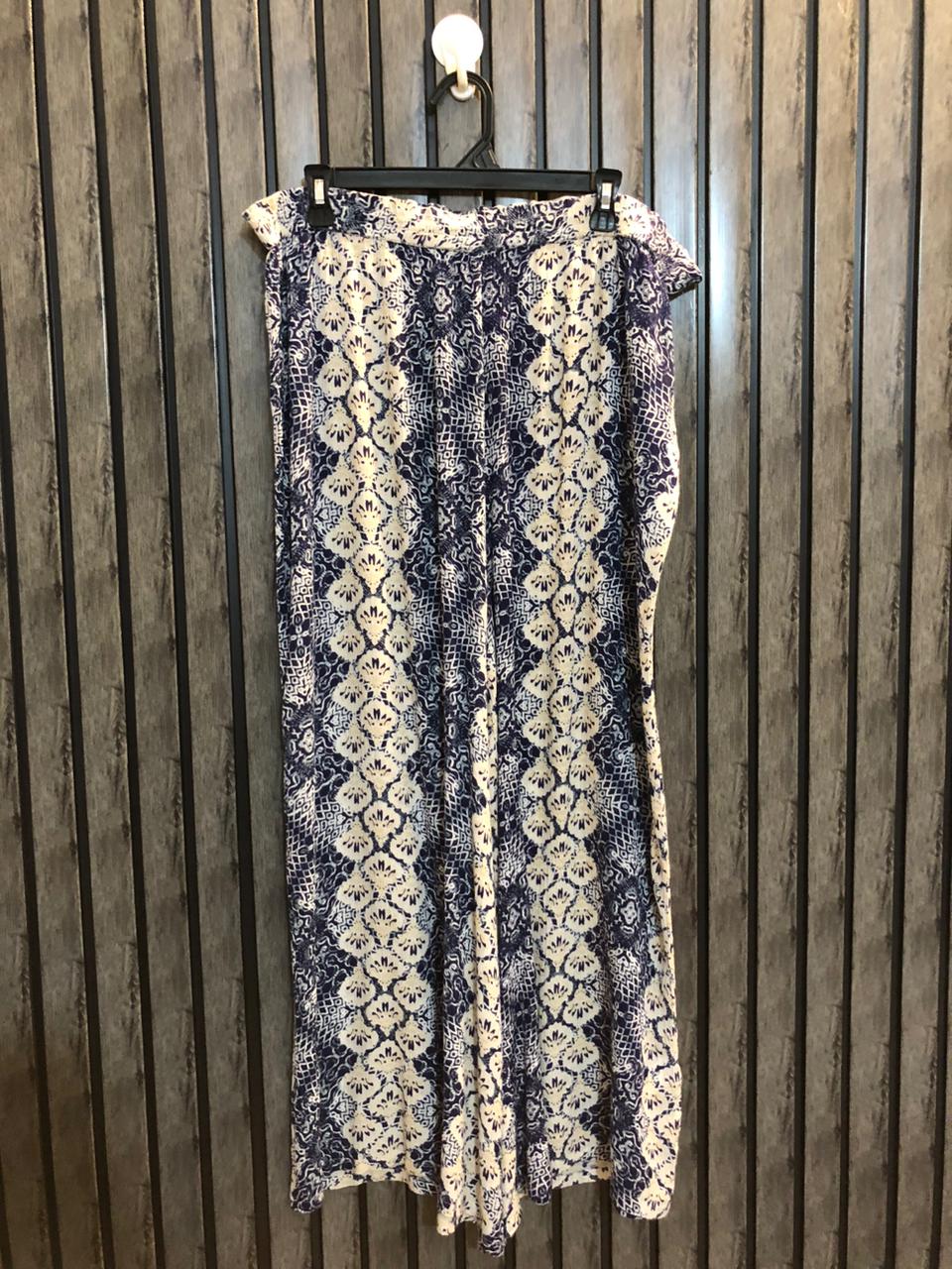 Chest 42  Lenght 41  Fabric cotton Luxury Women's Trousers