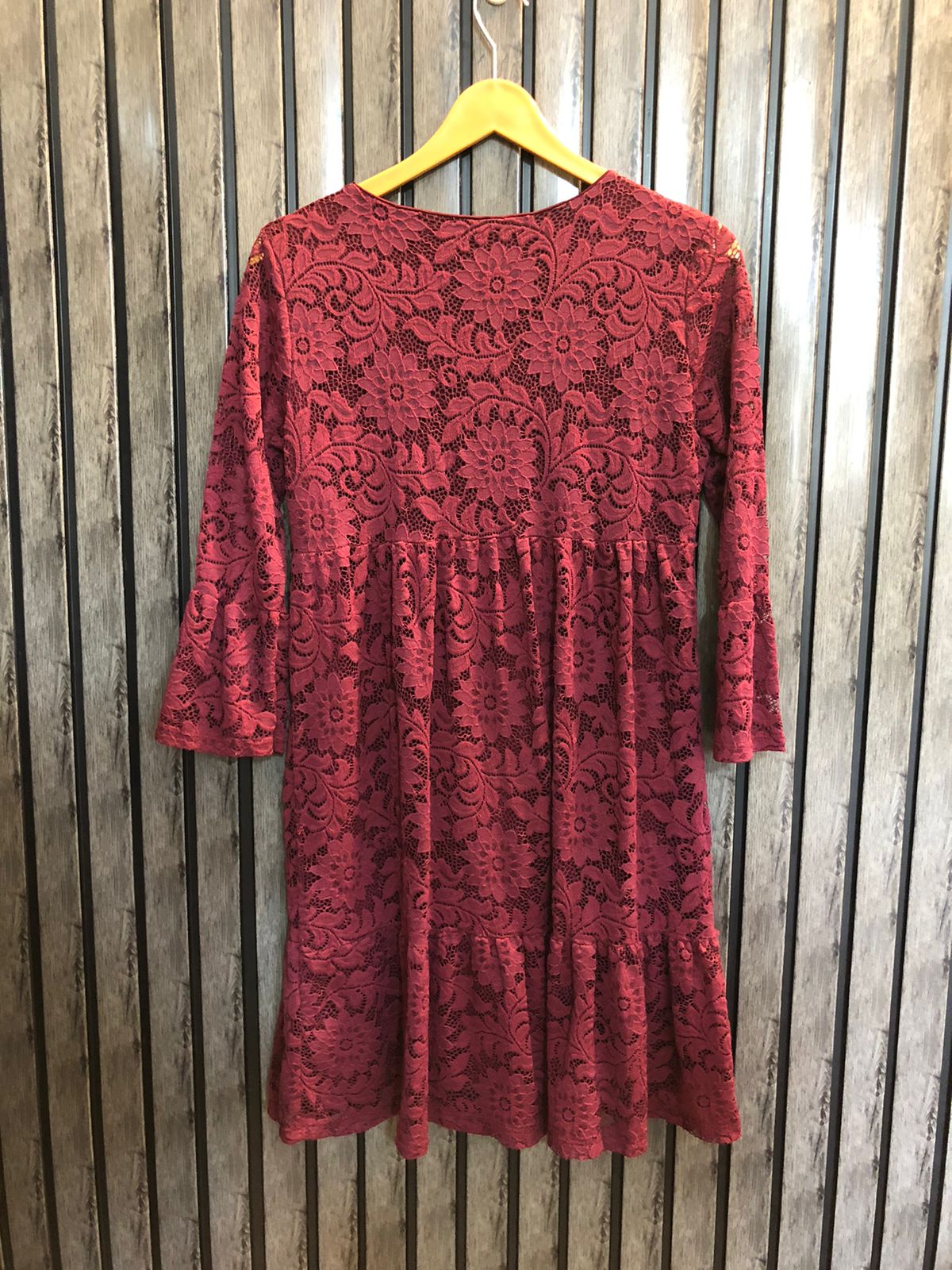 Chest 18  Lenght 33  Fabric net Fashionable Women's Long Tops