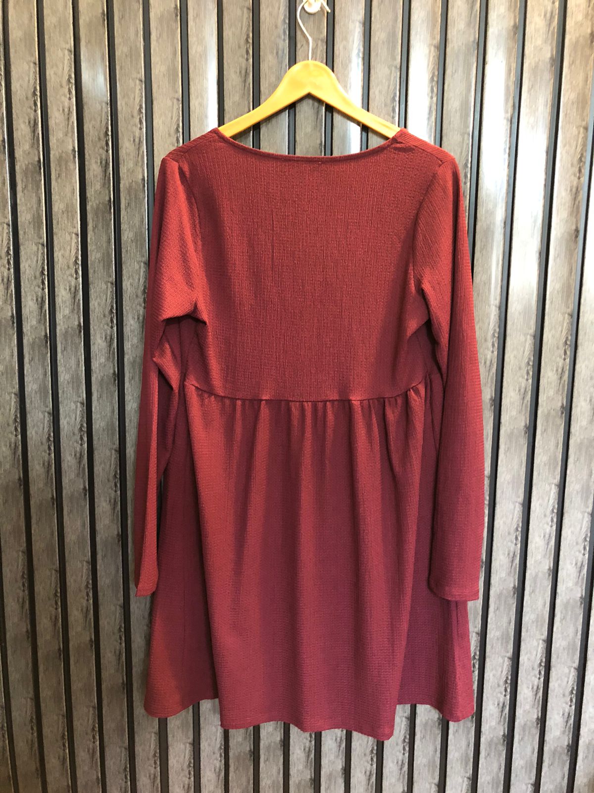 Chest 20  Lenght 36  Fabric silk jersey Chic Long Tops for Women