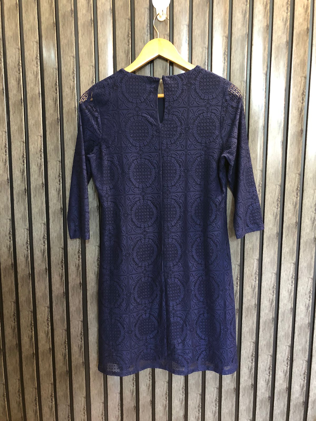 Chest 18  Lenght 32  Fabric net Premium Ladies Long Tops