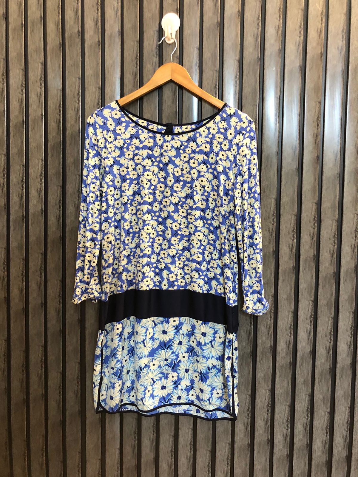 Chest 20  Lenght 31  Fabric jersey Women's Fashion Long Length Top
