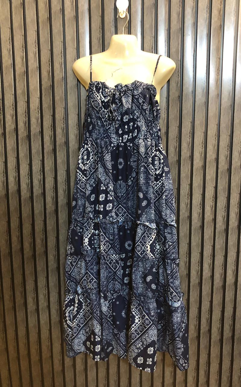 Chest 22  Lenght 46  Fabric silk  Western Evening Dress