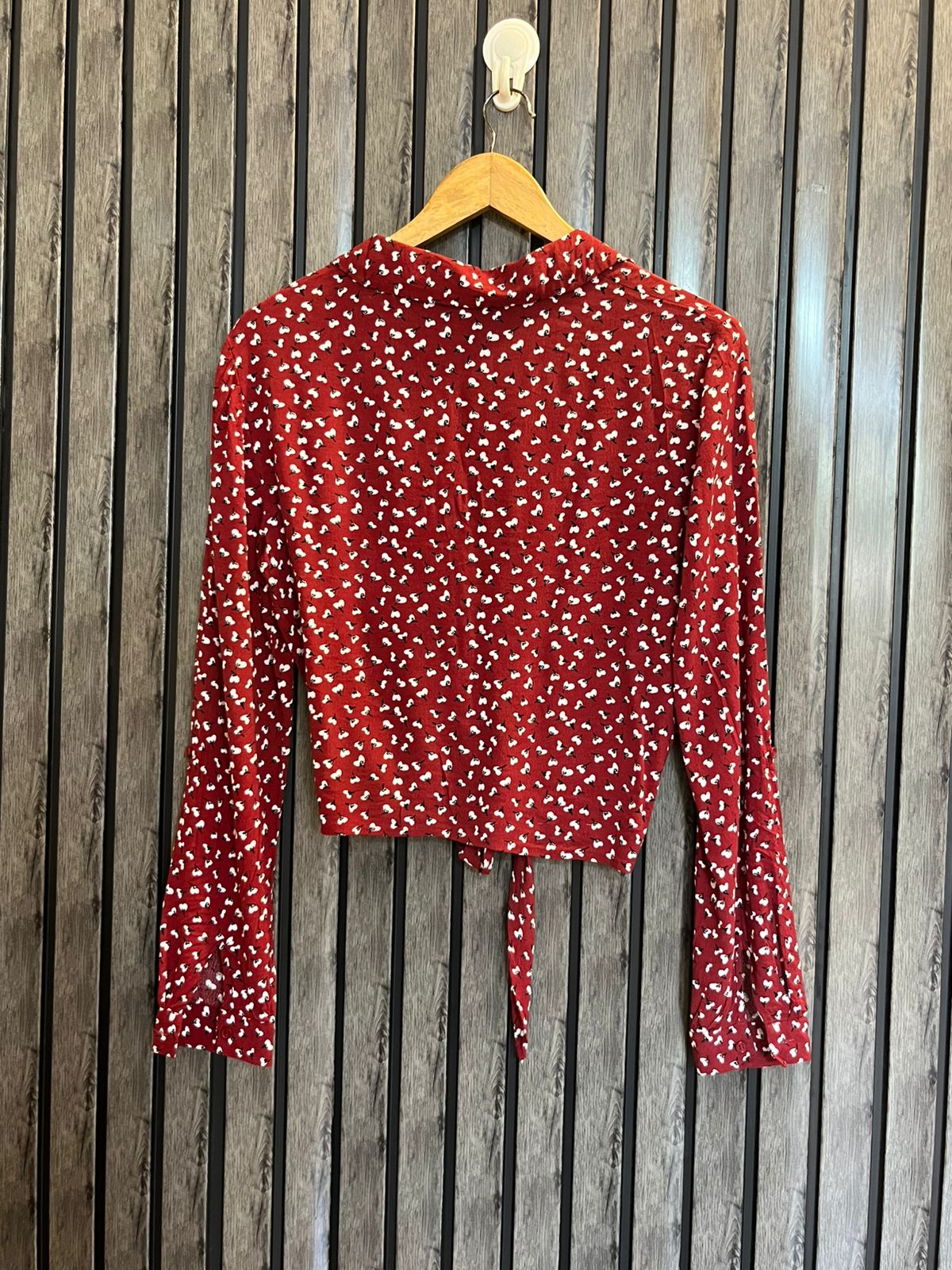 Chest 17  Lenght 13  Fabric cotton silk Everyday Essential Crop Top