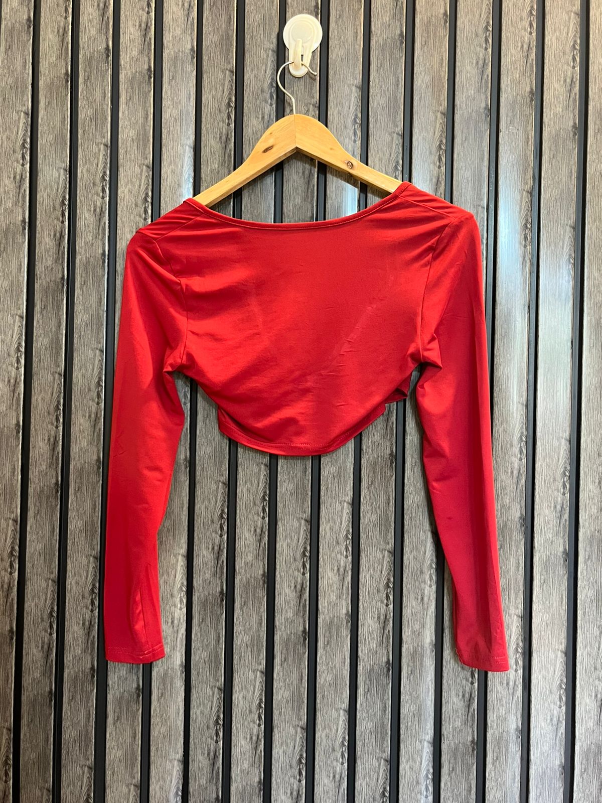 Chest 17  Lenght 10  Fabric silk jersey Women's Fashion Crop Top