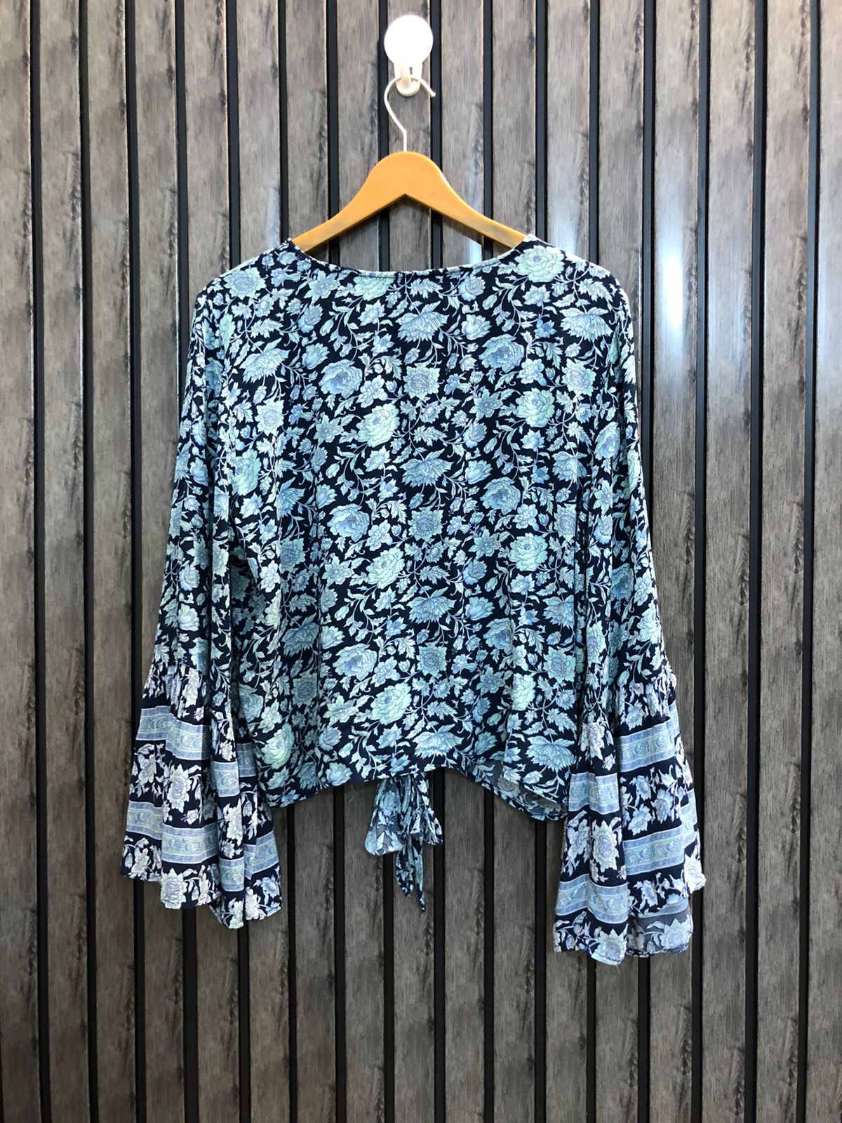 Chest 20  Lenght 20  Fabric Linen Trendy Western Wear Full Sleeve Top