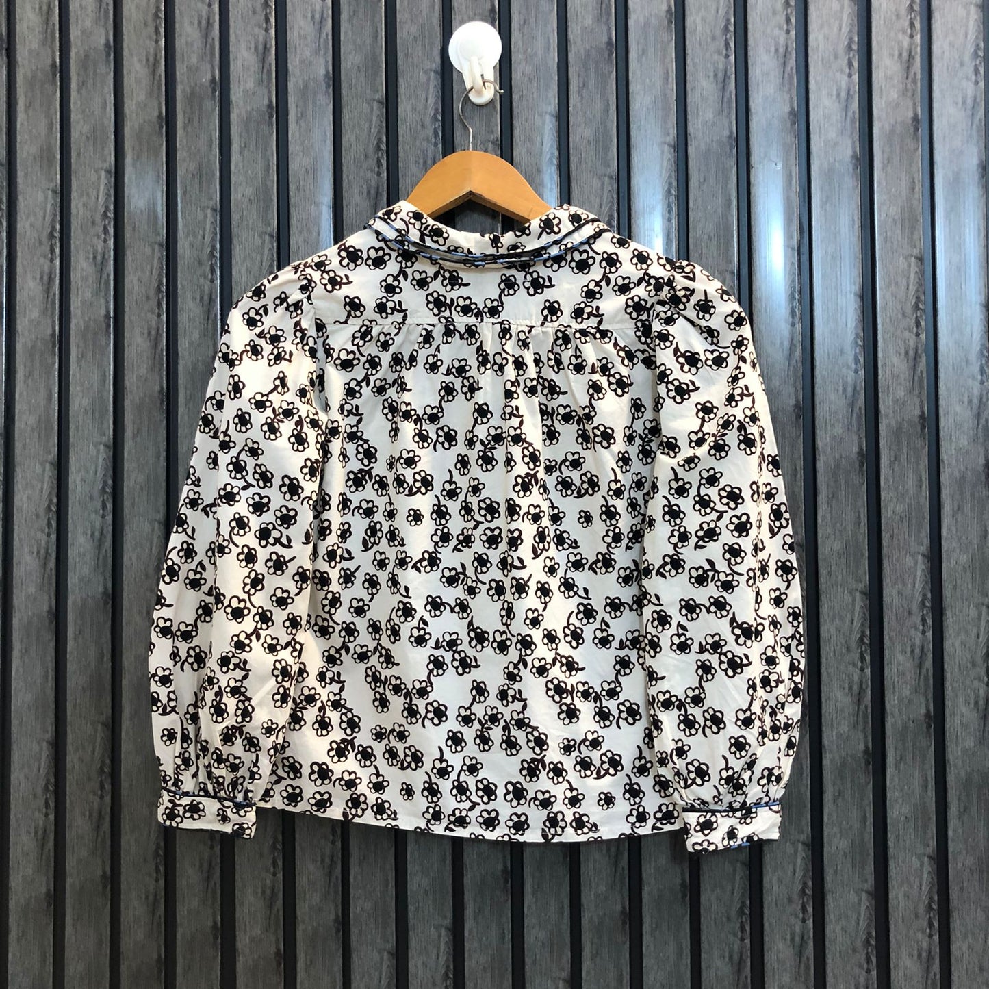 Chest 17  Lenght 19  Fabric cotton Women's Modern Fit Full Sleeve Top