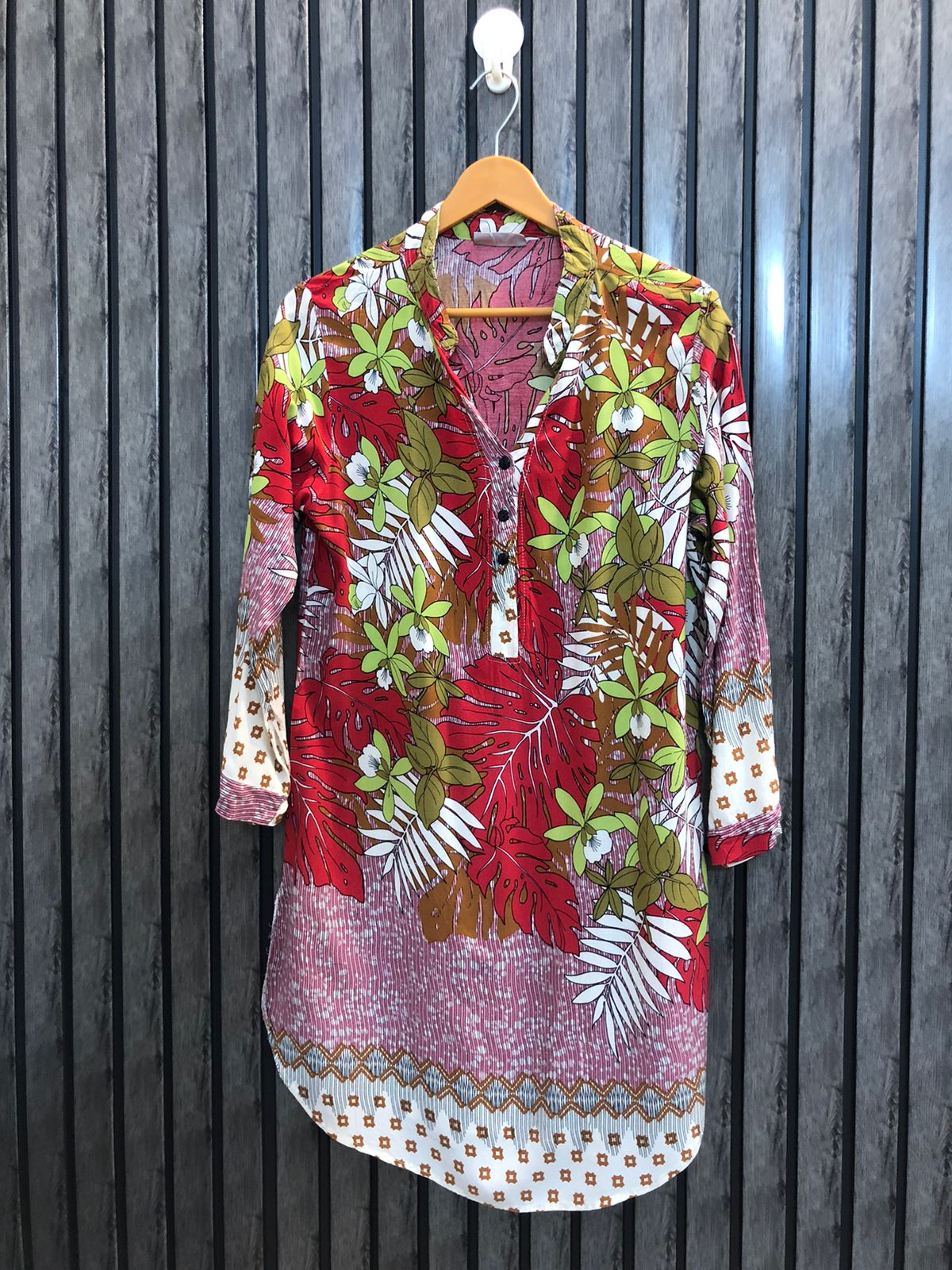 Chest 18  Lenght 34  Fabric linen Premium Quality Women's Full Sleeve Top