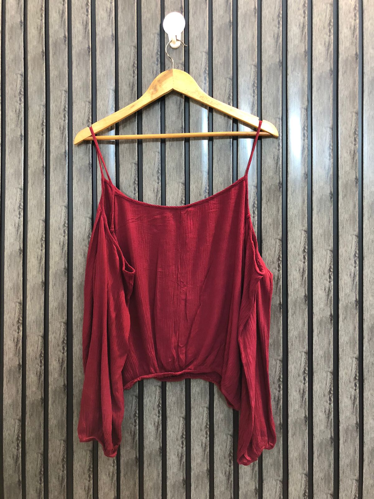 Chest 23  Lenght 21  Fabric cotton Women's Fashion Forward Long Sleeve Top