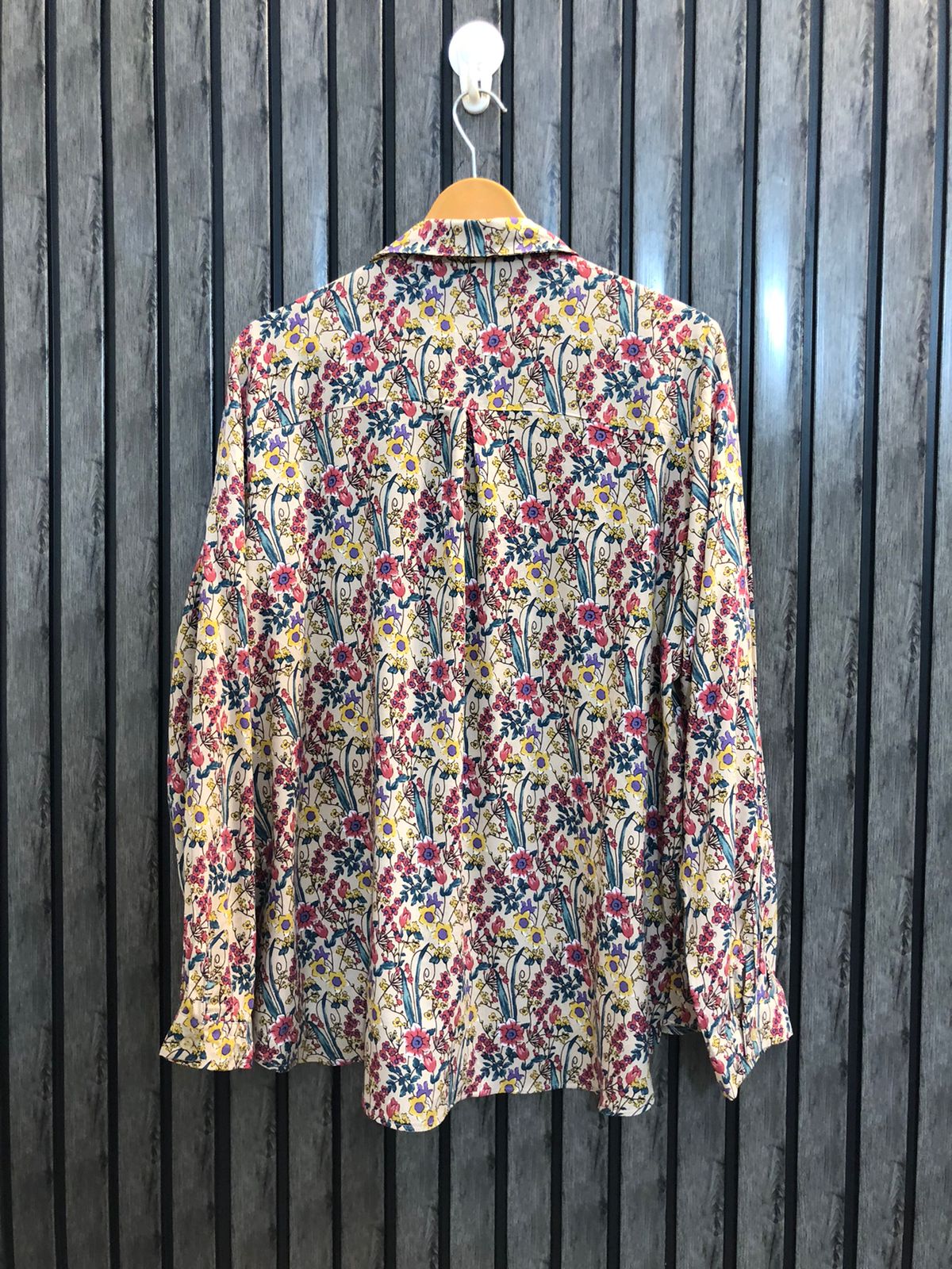 Chest 21  Lenght 26 to 28  Fabric linen Modern Women's Full Sleeve Designer Top
