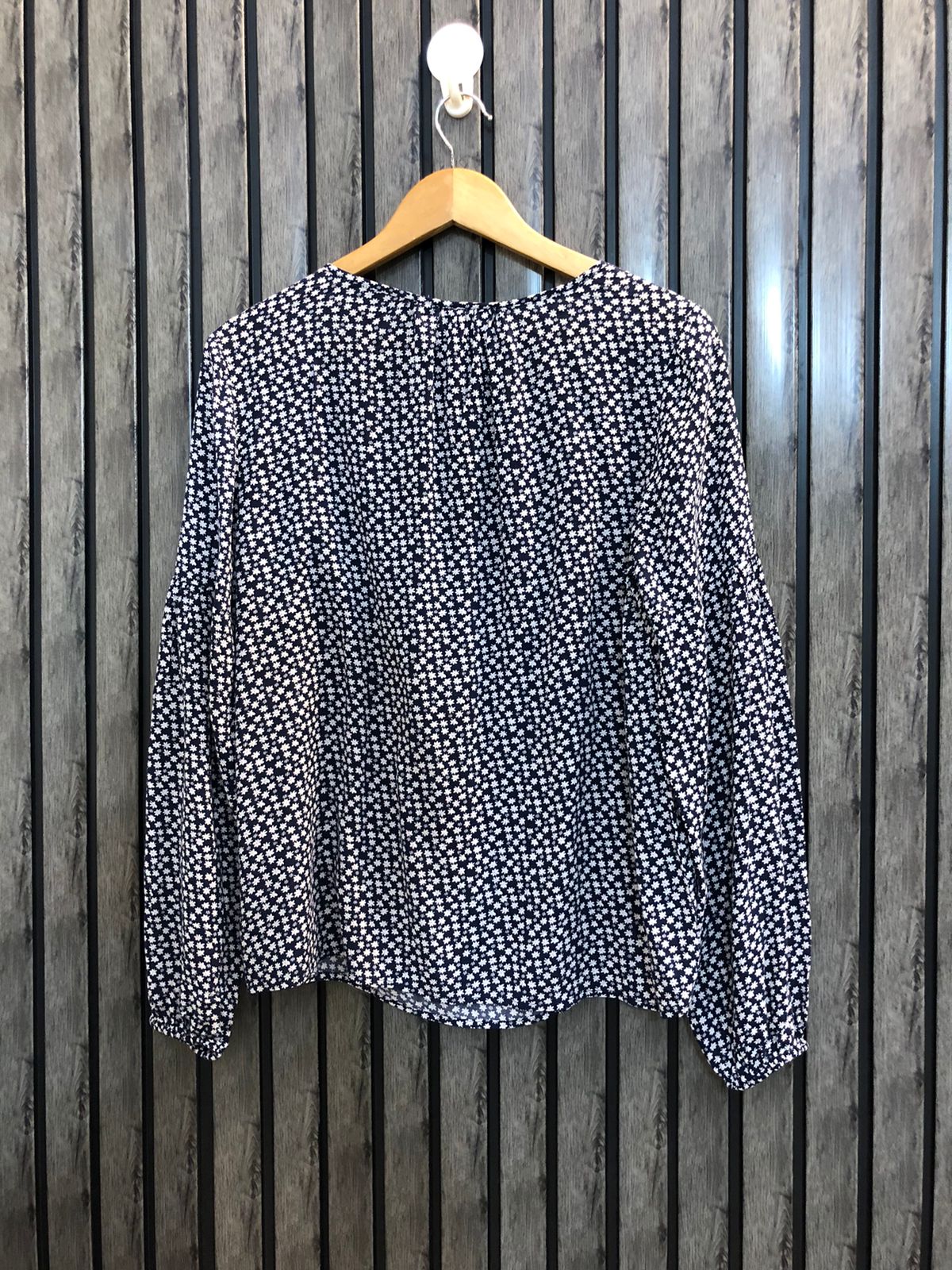 Chest 19  Lenght 24  Fabric Linen Elegant Western Full Sleeve Designer Top