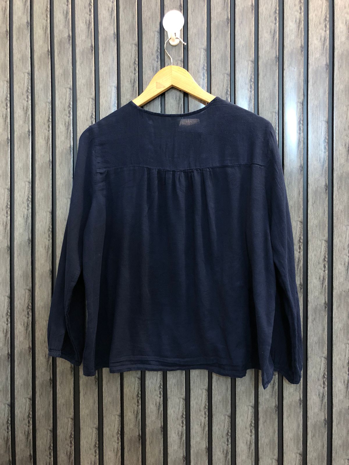 Chest 20  Lenght 23  Fabric Cotton Women's Fashionable Everyday Top