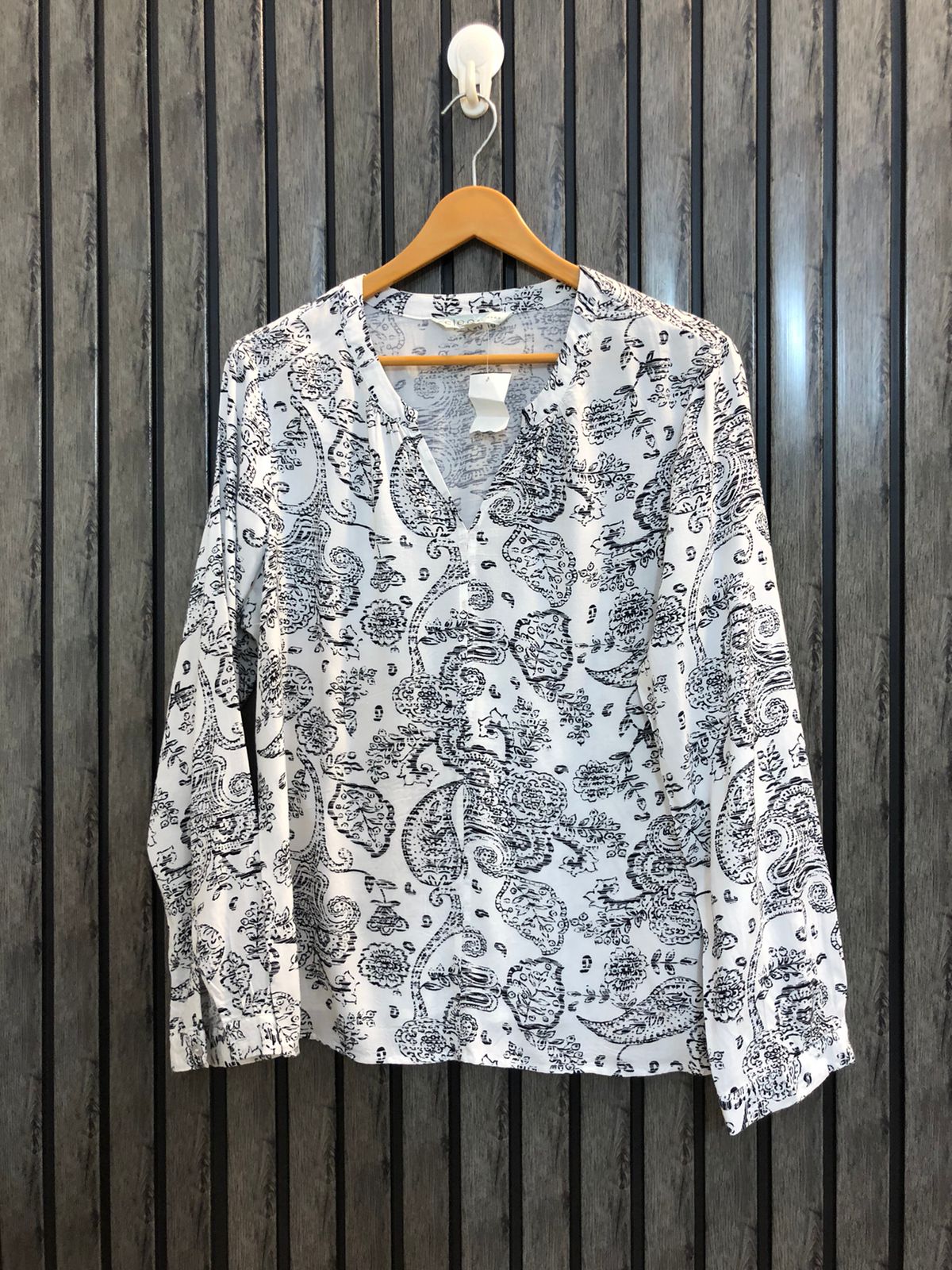 Chest 20  Lenght 24  Fabric Linen Stylish Women's Branded Fashion Top
