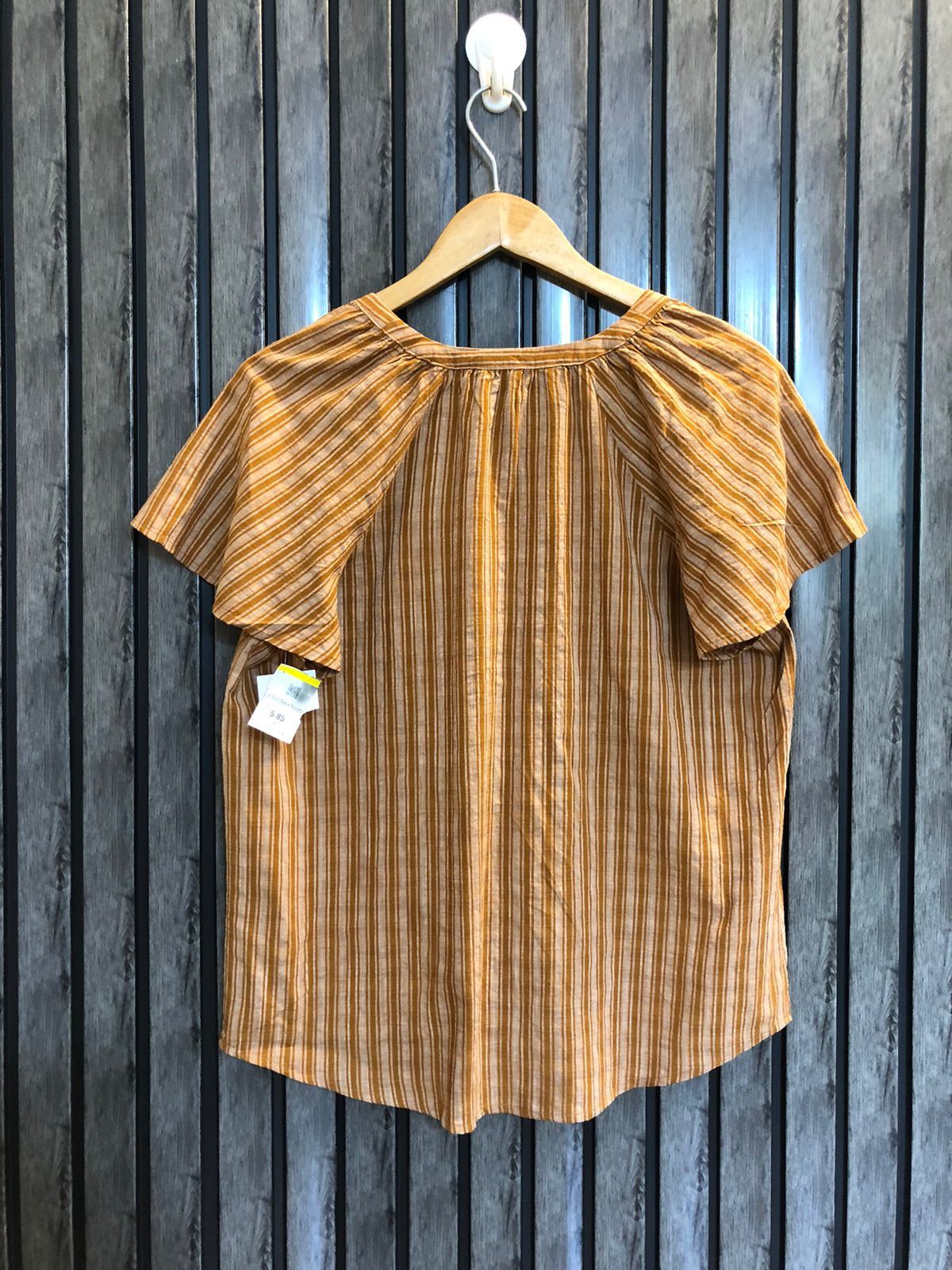 Chest 19  Lenght 22  Fabric cotton Chic Women's Half Sleeve Top for Casual Wear
