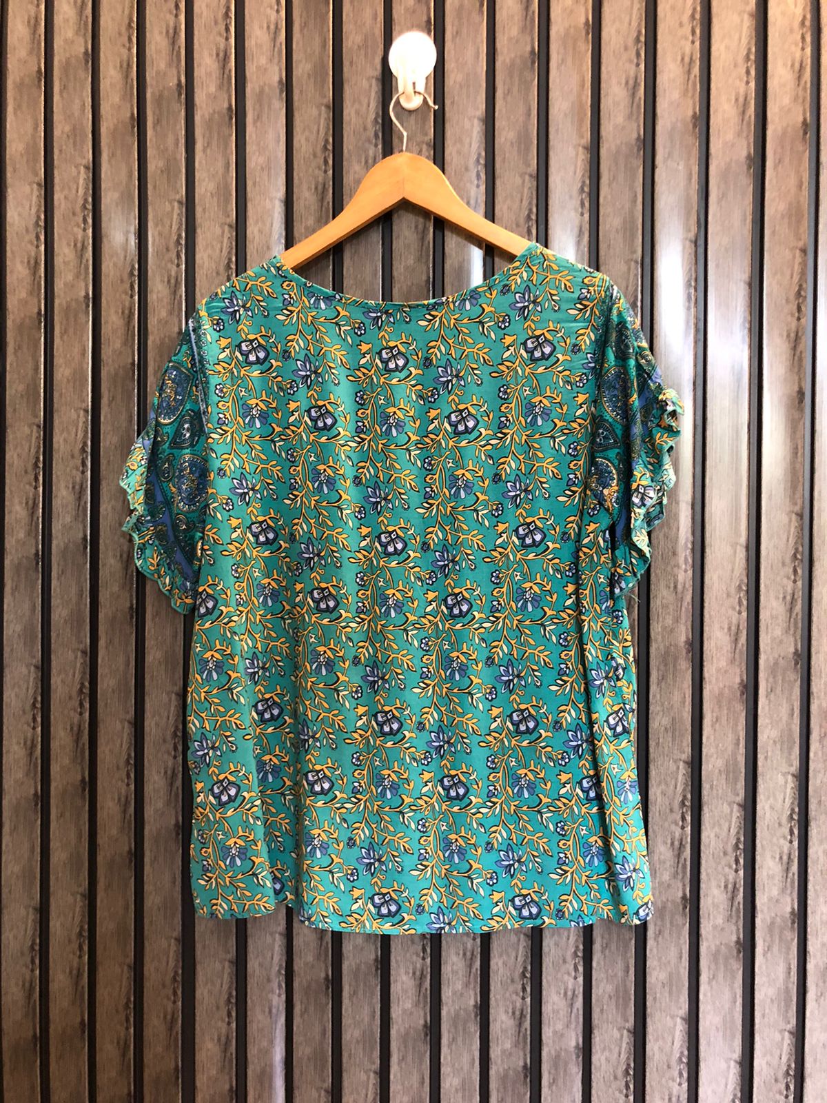 Chest 20  Lenght 25  Fabric linen Branded Women's Western Casual Top