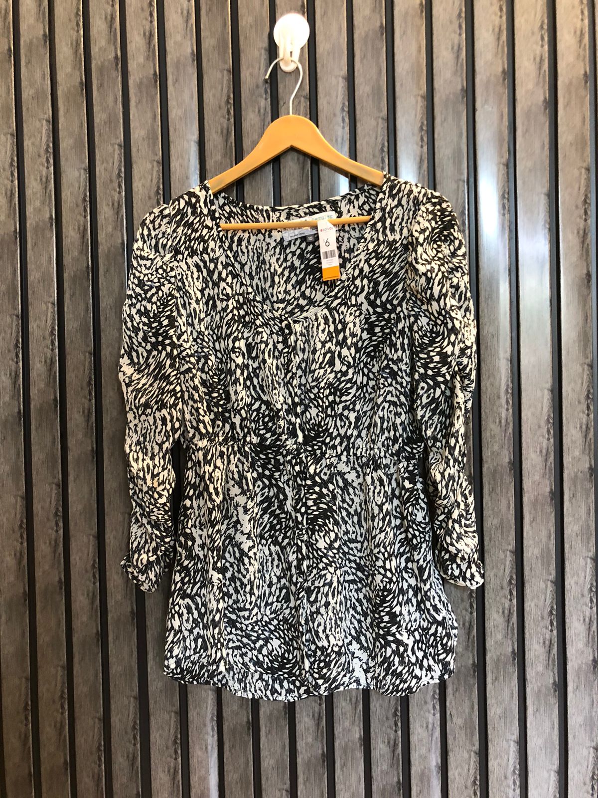 Chest 18  Lenght 25  Fabric chiffon Premium Women's Full Sleeve Western Wear Top