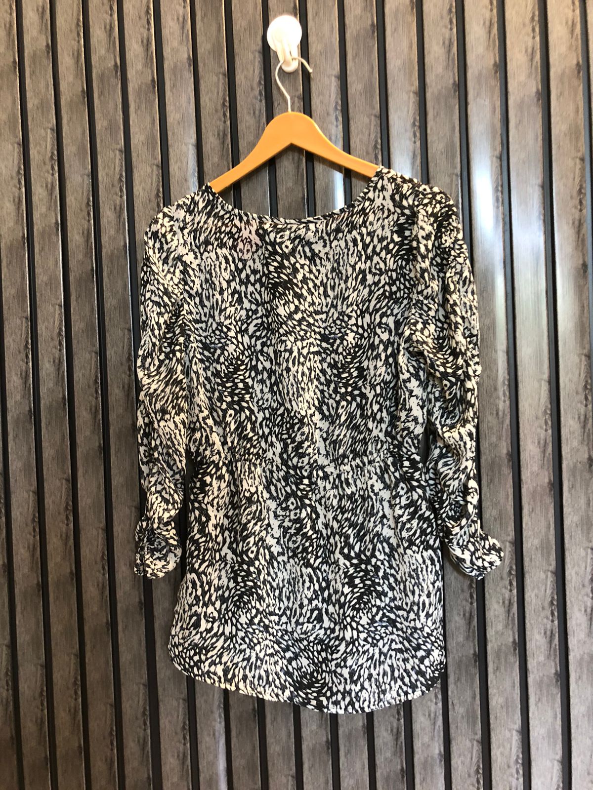 Chest 18  Lenght 25  Fabric chiffon Premium Women's Full Sleeve Western Wear Top