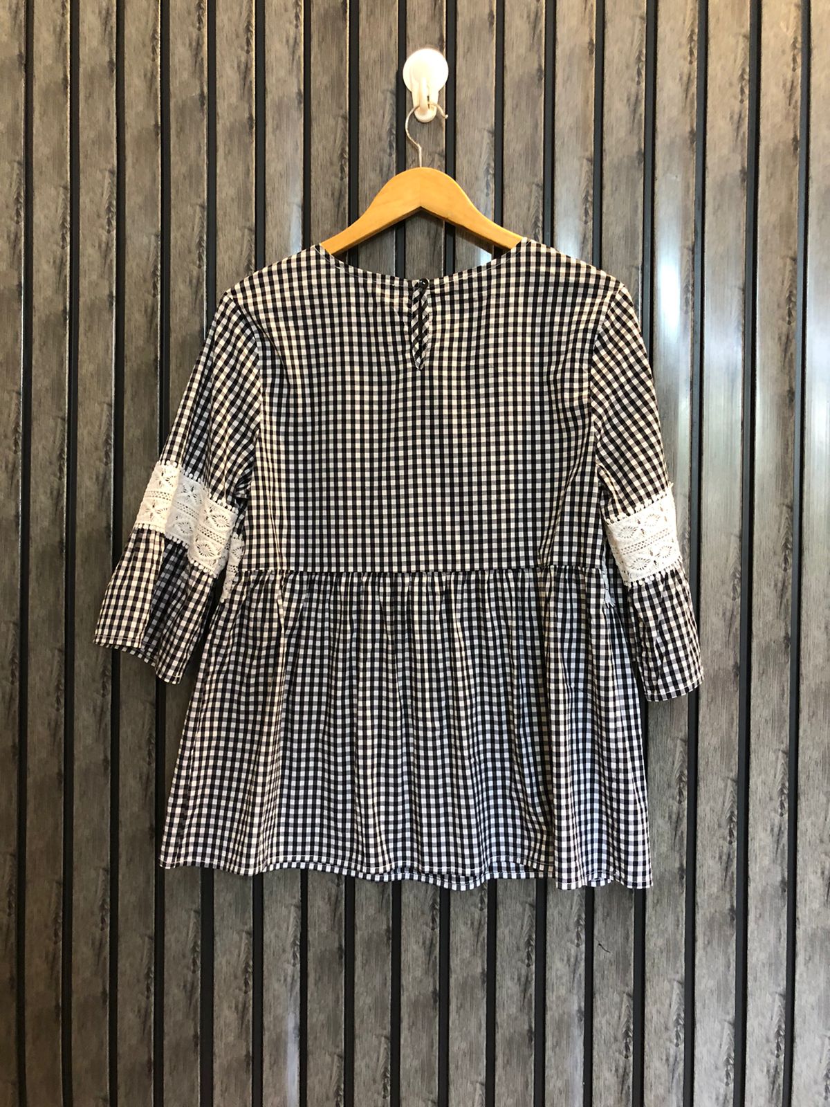 Chest 18  Lenght 25  Fabric cotton Women's Stylish Full Sleeve Daily Wear Top