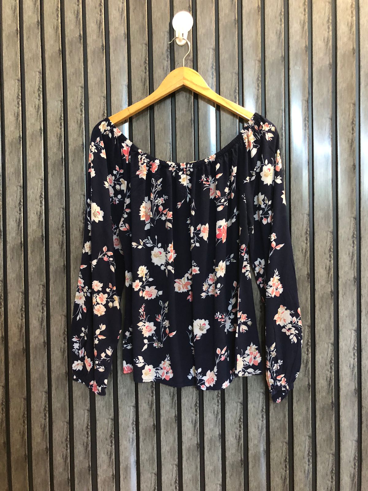 Chest 20  Lenght 20  Fabric linen Elegant Western Look Women's Top
