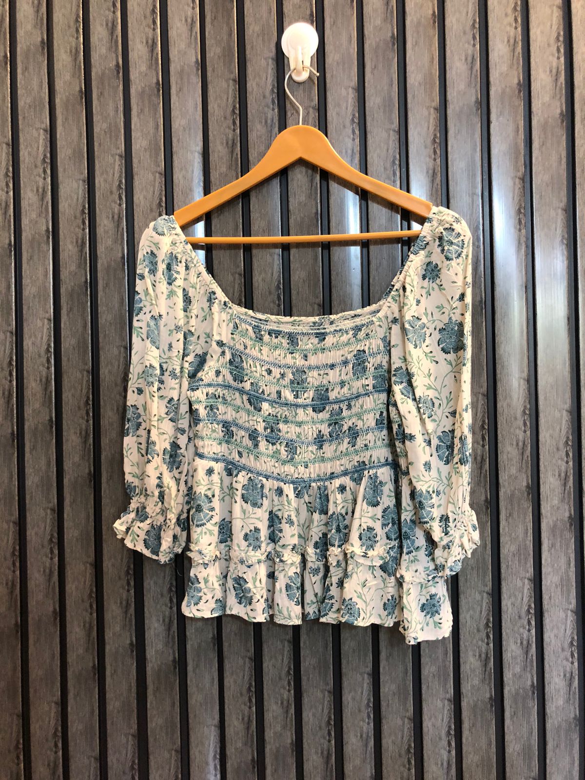 Chest medium  Lenght 15  Fabric linen Trendy Long Sleeve Casual Top for Women