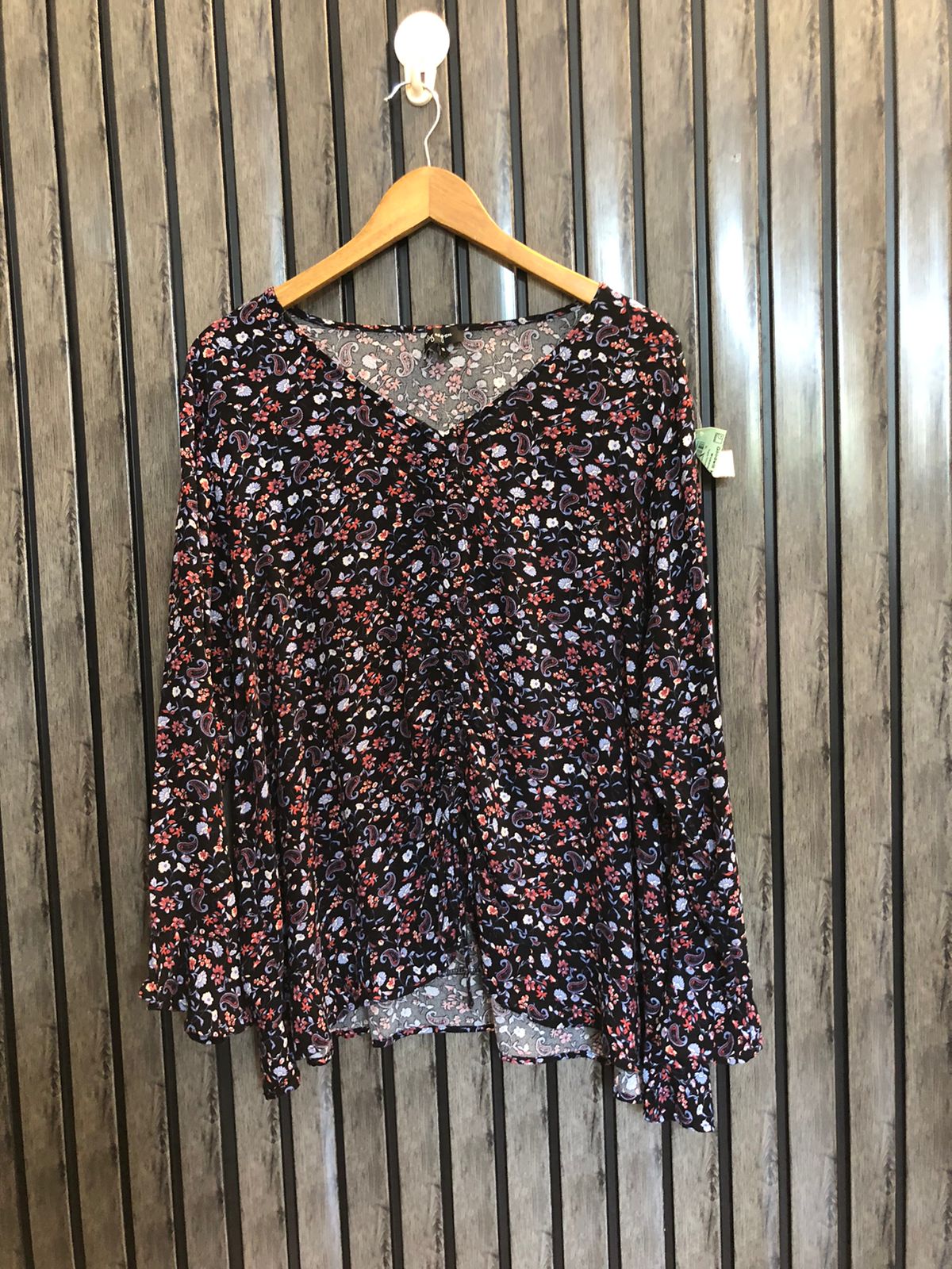 Chest 24  Lenght 25  Fabric Linen Premium Long Sleeve Western Wear Top