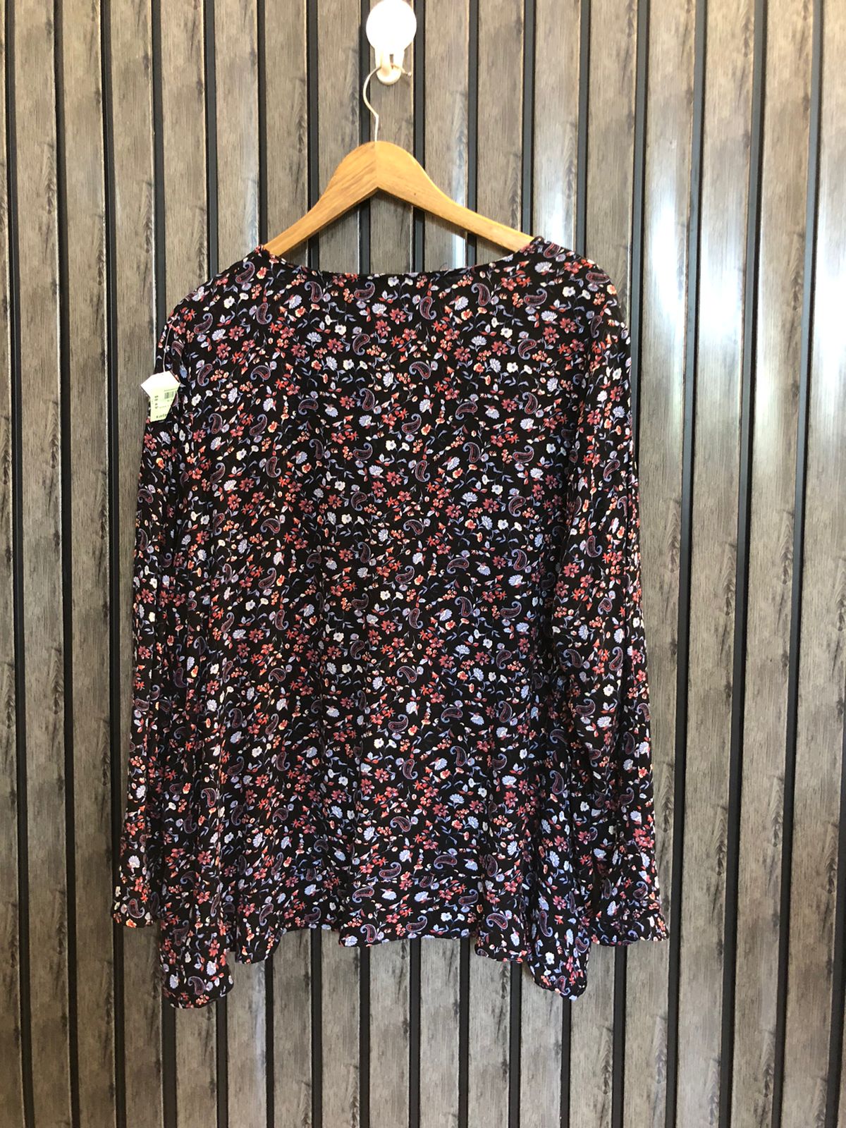 Chest 24  Lenght 25  Fabric Linen Premium Long Sleeve Western Wear Top