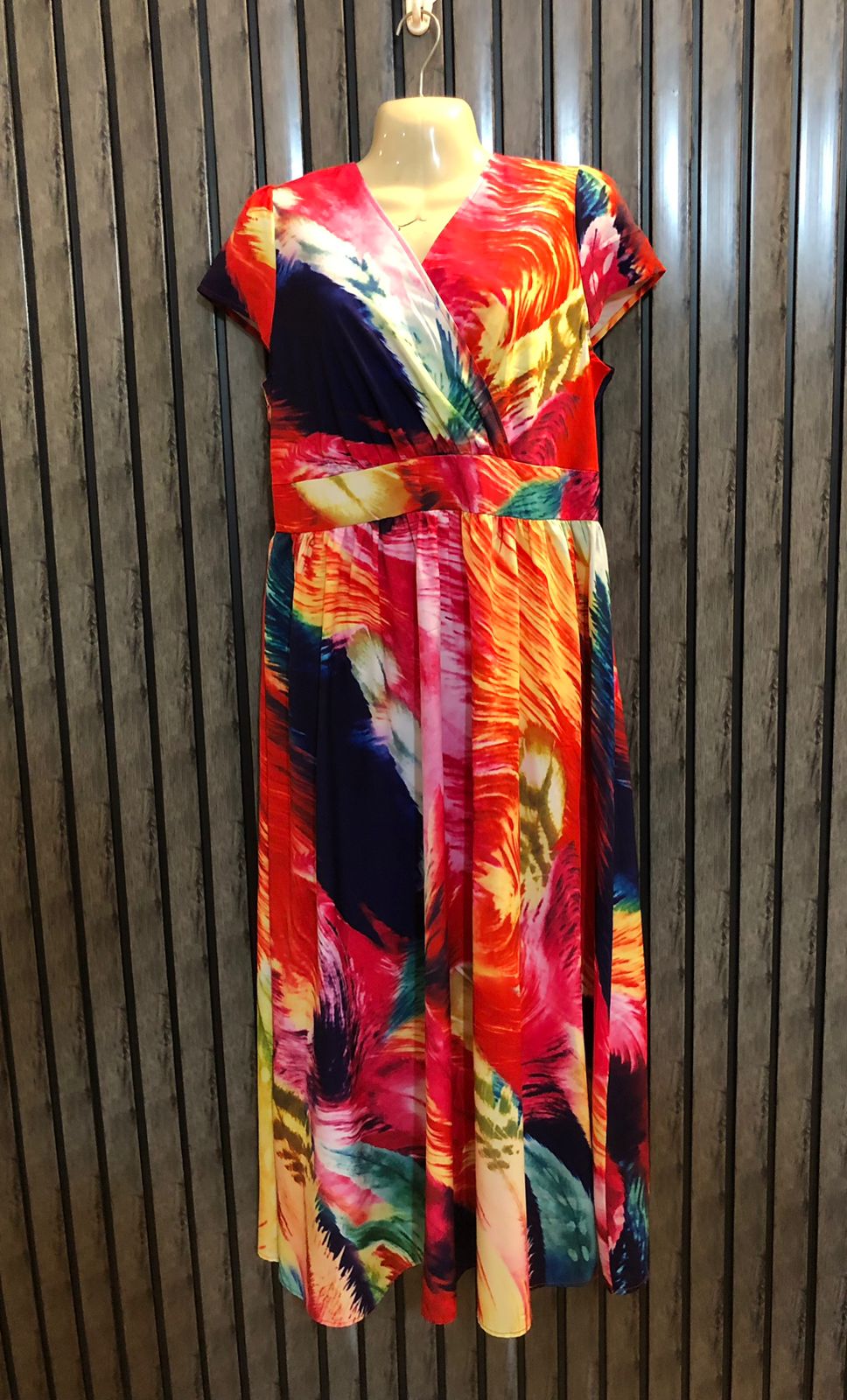Chest 19  Lenght 49  Fabric silk Elegant Evening Party Wear Long Maxi