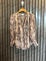 Chest 21  Length 24 To 26  Fabric Chiffon Casual Western Full Sleeve Top