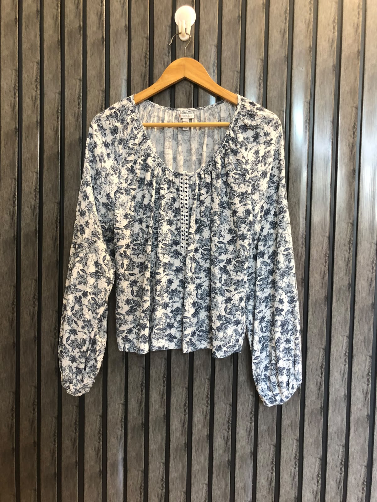 Chest 19  Length 22  Fabric Silk Smart Look Full Sleeve Top