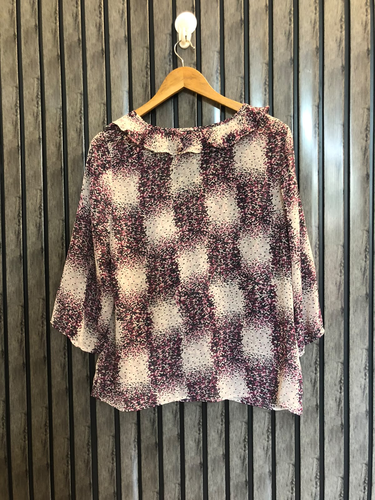 Chest 19  Length 23  Fabric Chiffon Western Banded Cotton Top