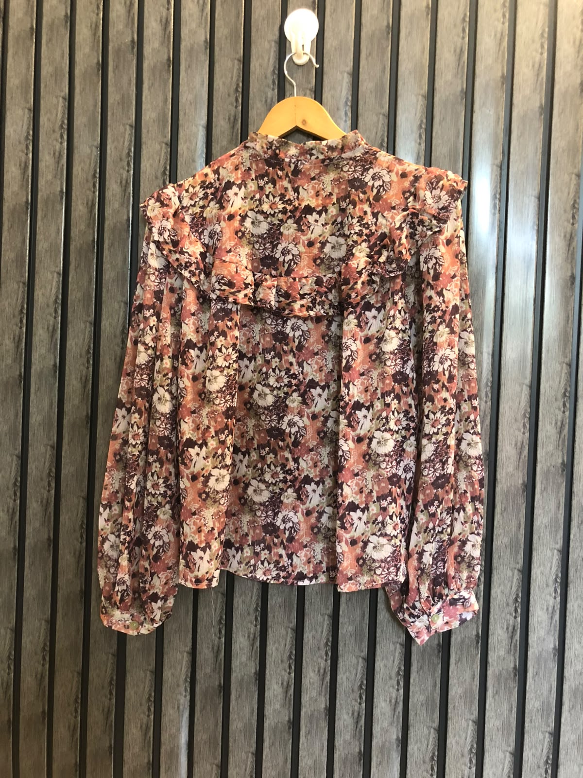 Chest 20  Length 22  Fabric Chiffon New Arrival Western Top