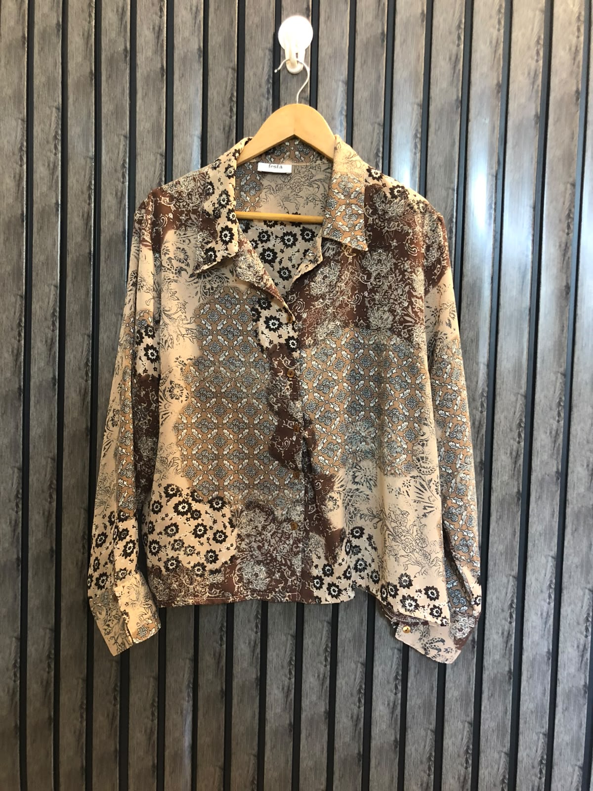 Chest 21  Length 22  Fabric Chiffon Western Style Ladies Top