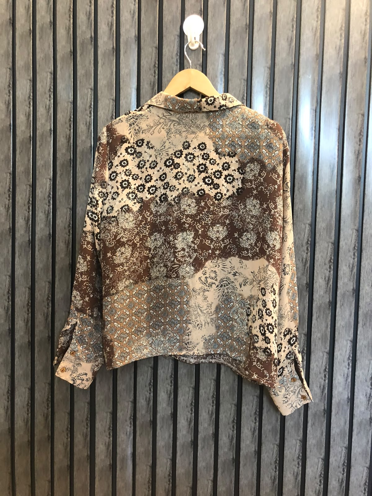 Chest 21  Length 22  Fabric Chiffon Western Style Ladies Top