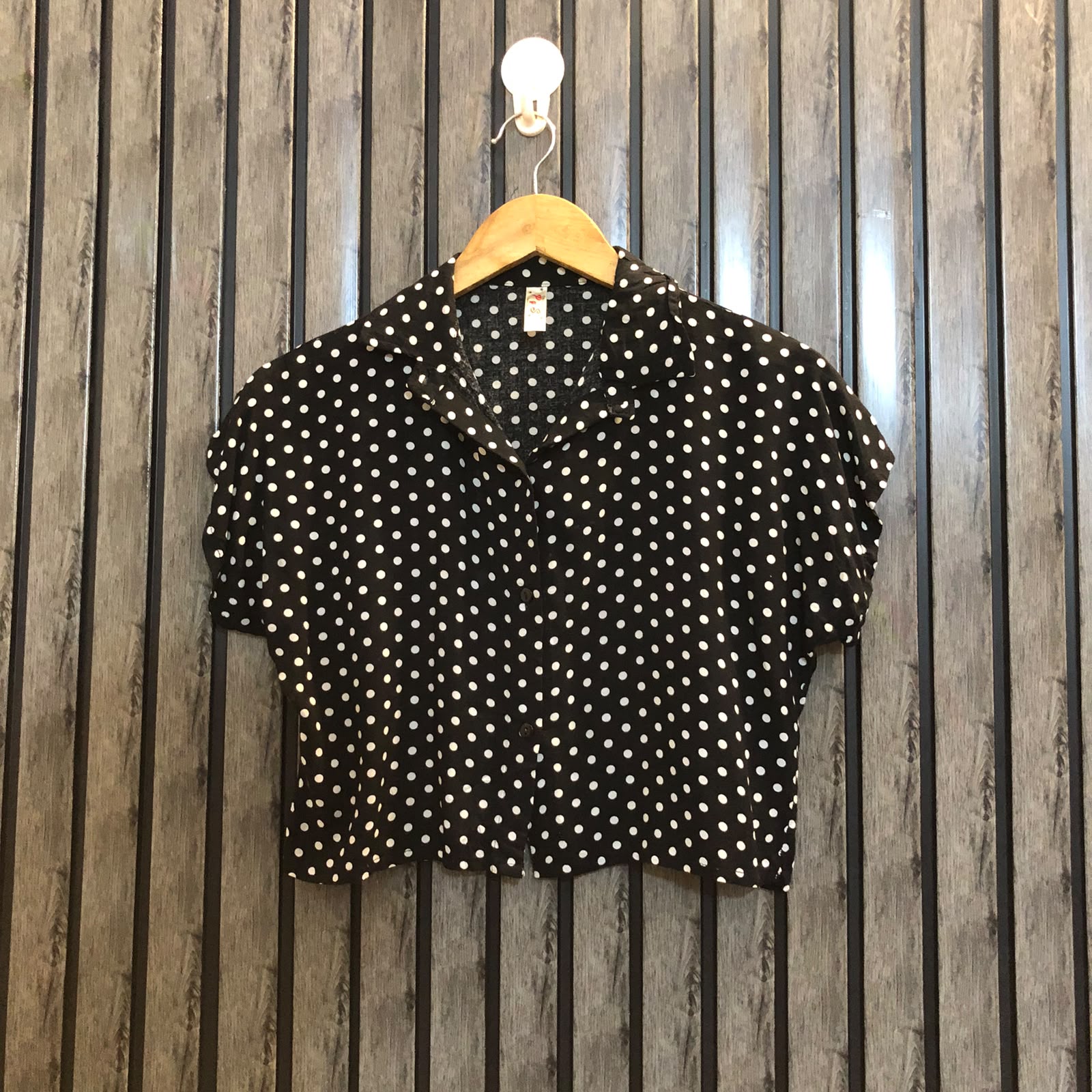 Chest 17  Length 14  Fabric Linen Ladies New Crop Top